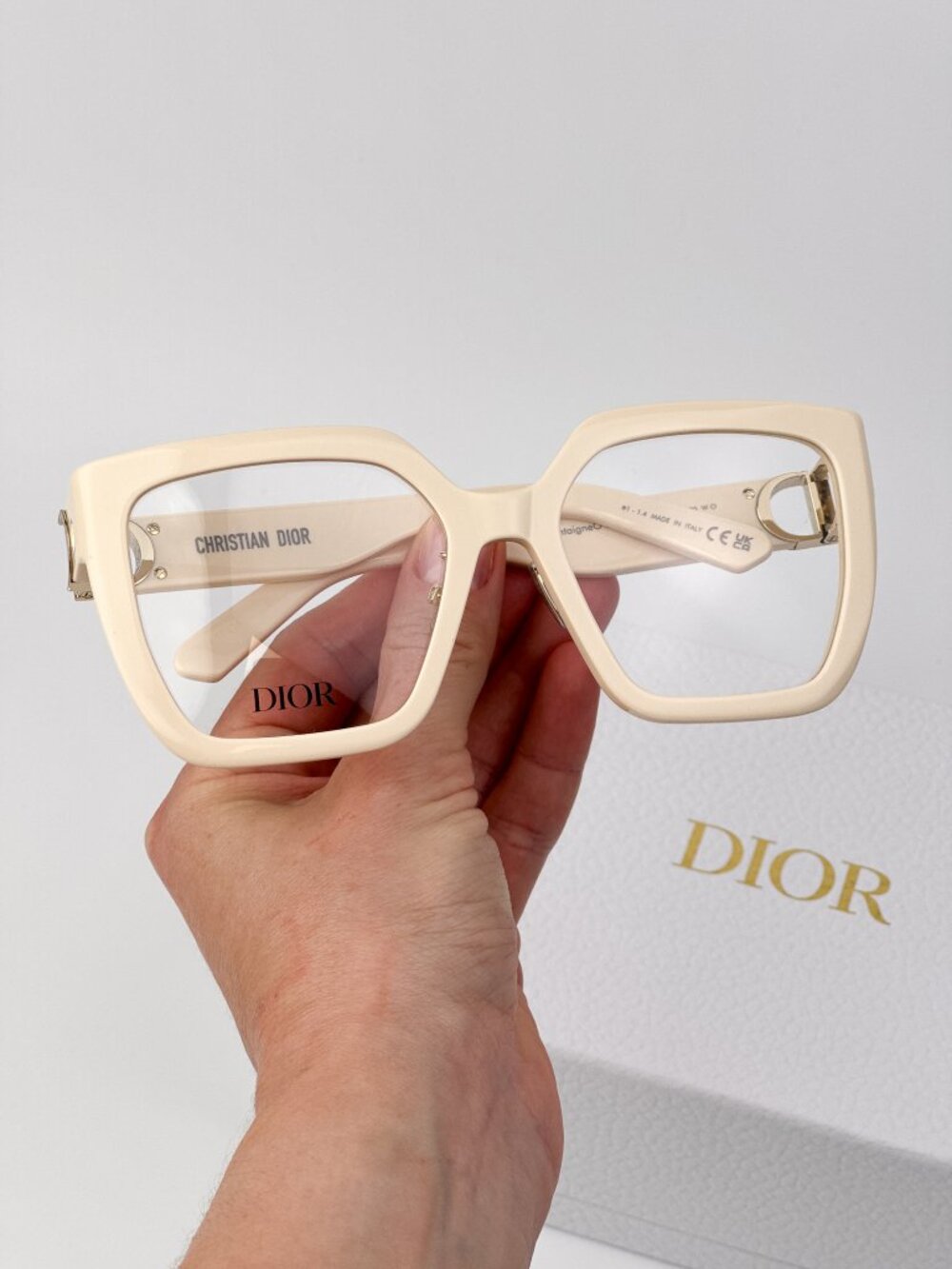 Dior 30MONTAIGNEO S1F Eyeglasses – Ivory Butterfly Square Frame 9500